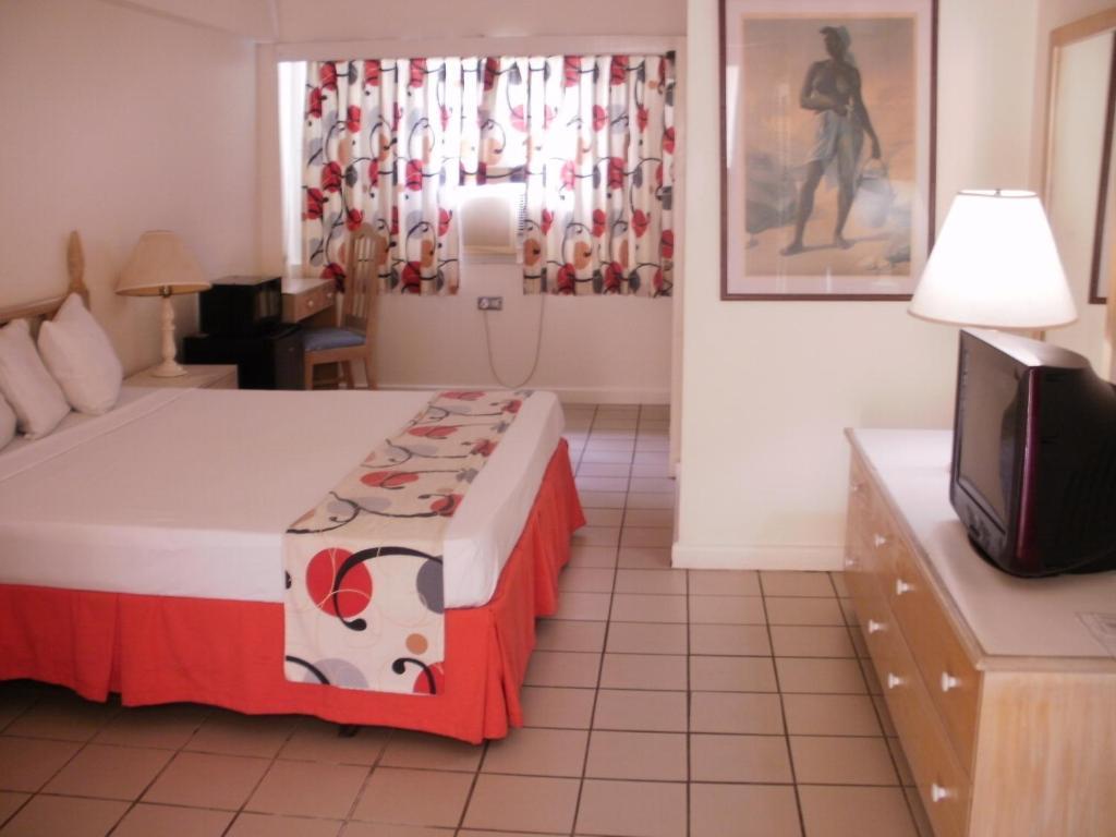 Pineapple Court Hotel Ocho Rios Szoba fotó